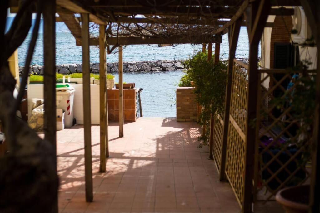 Il Richiamo Del Mare Villa เนเปิลส์ ภายนอก รูปภาพ