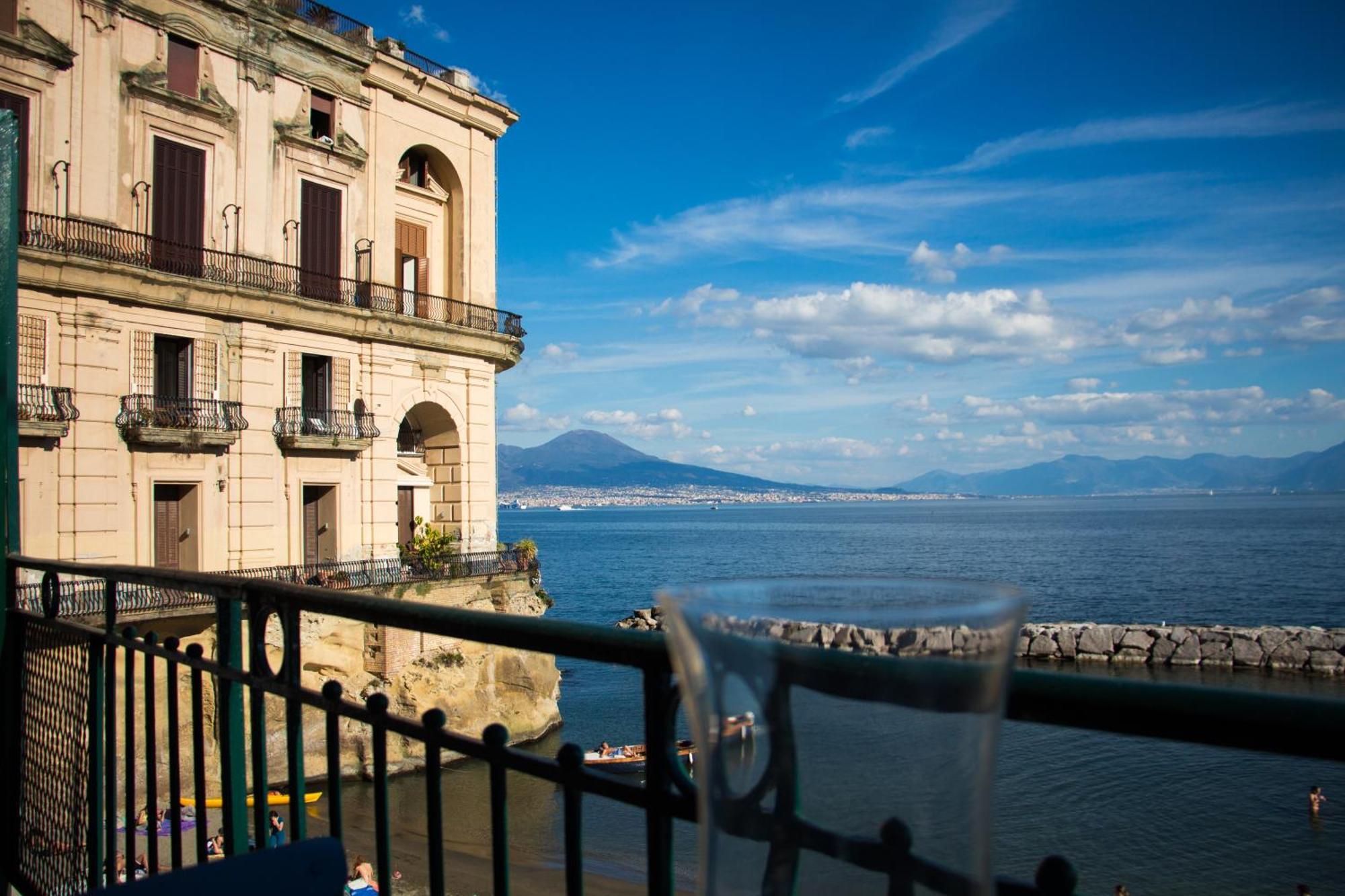 Il Richiamo Del Mare Villa เนเปิลส์ ภายนอก รูปภาพ
